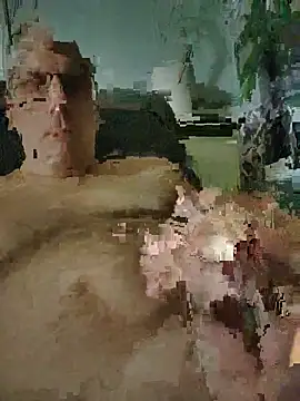 Snapshot of erer211 chatting on June 2026 08:45:02 PM erer211 online show from June 2026 08:45:02 PM