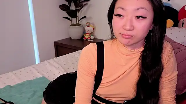 Snapshot of MySweetSofie chatting on October 2025 06:19:02 PM MySweetSofie online show from October 2025 06:19:02 PM