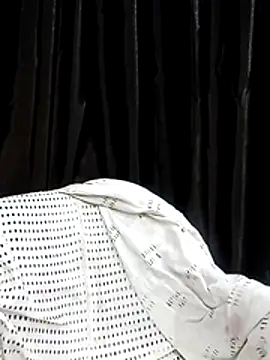 pearlsweetgirl online show from July 2026 05:29:02 PM