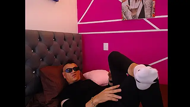 Cesirry  online show from June 2026 06:27:01 PM