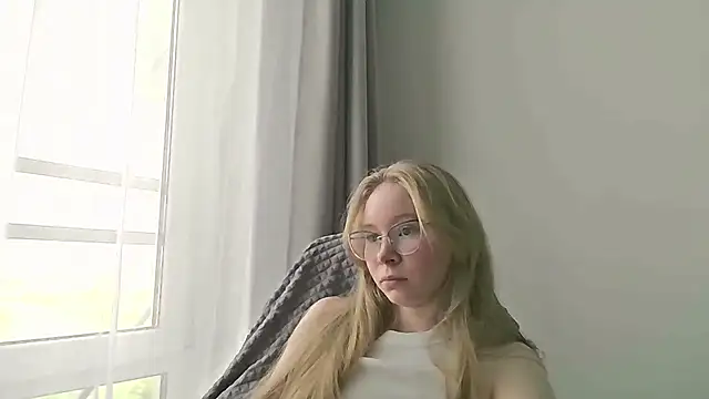 Vinelly online show from June 2026 01:06:02 PM