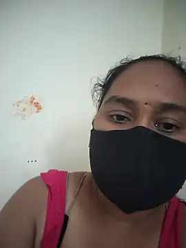Snapshot of Lundpakadu chatting on July 2026 06:16:02 AM Lundpakadu online show from July 2026 06:16:02 AM