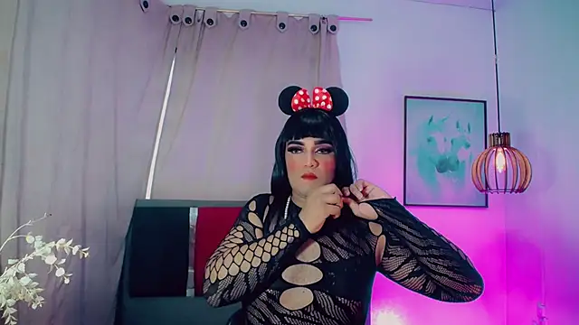 natalie vegas  online show from August 2026 11:31:02 AM