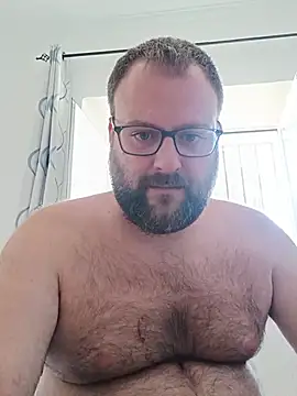 Snapshot of ashur88 chatting on July 2026 06:01:02 PM ashur88 online show from July 2026 06:01:02 PM
