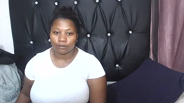 Snapshot of Cleo_Ice-Queen chatting on July 2026 05:59:02 PM Cleo Ice-Queen online show from July 2026 05:59:02 PM