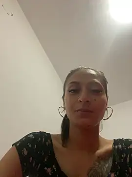 foxyro30 online show from June 2026 10:47:01 PM