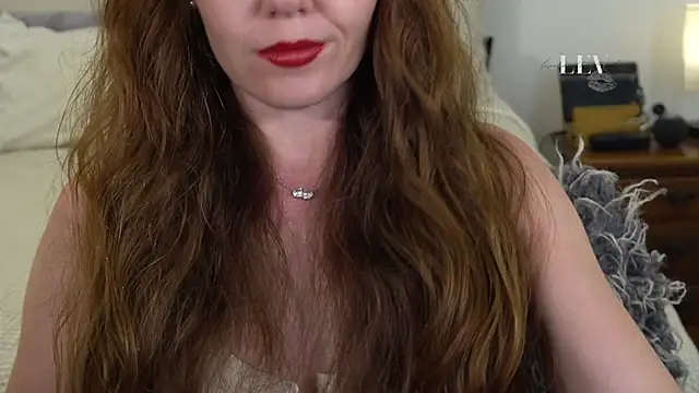 Snapshot of leverageurassets chatting on March 2026 10:05:02 PM leverageurassets online show from March 2026 10:05:02 PM