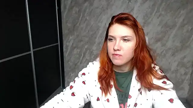 Reginasmilee online show from January 2026 02:15:01 AM