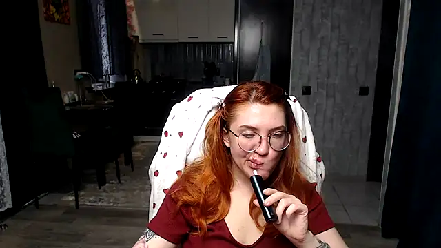 Reginasmilee online show from March 2026 09:53:02 AM