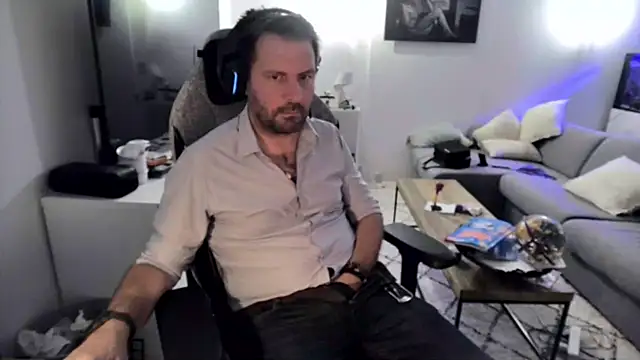 Snapshot of pc92160 chatting on July 2026 08:45:02 PM pc92160 online show from July 2026 08:45:02 PM