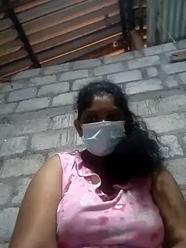 wildtulip0 online show from August 2026 10:34:02 PM
