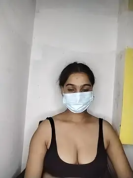 Snapshot of nikita-cam chatting on July 2026 05:08:02 PM nikita-cam online show from July 2026 05:08:02 PM