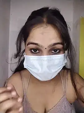 Snapshot of nikita-cam chatting on July 2026 04:53:02 PM nikita-cam online show from July 2026 04:53:02 PM