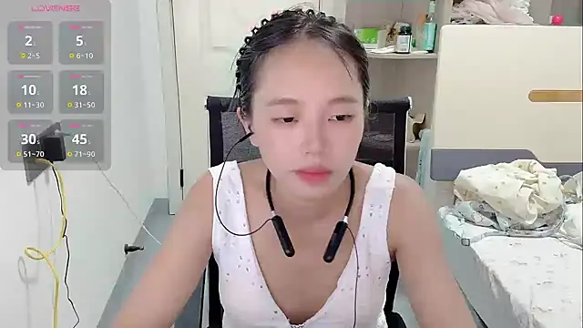 xiaolei-999 online show from June 2026 03:51:01 PM