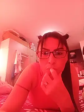 Snapshot of yelilatina chatting on July 2026 09:58:02 PM yelilatina online show from July 2026 09:58:02 PM