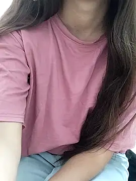 Miss  Malaika girl online show from June 2026 03:18:02 AM