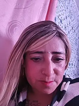 AlexaJonnes online show from August 2026 12:02:01 AM