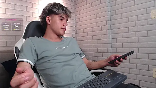 Snapshot of rio_miller_ chatting on July 2026 07:31:01 PM rio miller online show from July 2026 07:31:01 PM