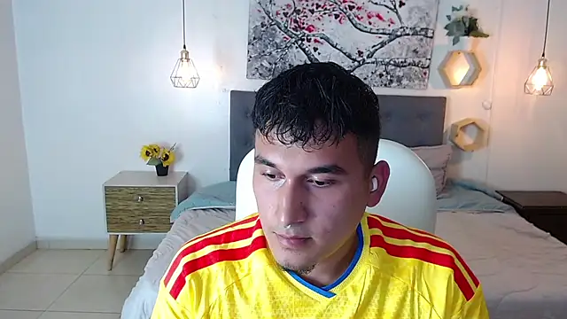 Snapshot of Lucas_morenty chatting on July 2026 08:02:01 PM Lucas morenty online show from July 2026 08:02:01 PM