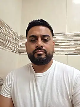 Snapshot of El-Inge-Godin chatting on July 2026 04:22:01 PM El-Inge-Godin online show from July 2026 04:22:01 PM
