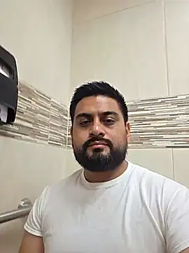 Snapshot of El-Inge-Godin chatting on July 2026 05:26:02 PM El-Inge-Godin online show from July 2026 05:26:02 PM