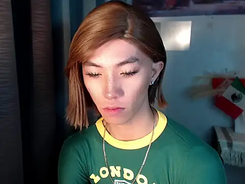 Snapshot of urasianfairyxx chatting on July 2026 06:47:02 AM urasianfairyxx online show from July 2026 06:47:02 AM