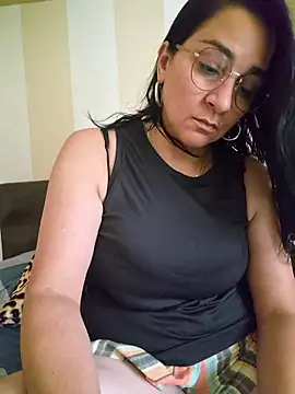 paulinaaaaa online show from July 2026 01:57:01 PM
