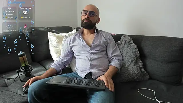 ezequiel mobland online show from July 2026 01:26:01 PM