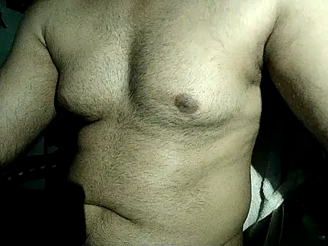 Snapshot of bodytobodyxxx chatting on July 2026 06:17:01 AM bodytobodyxxx online show from July 2026 06:17:01 AM