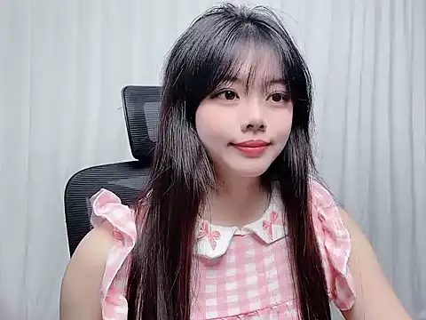 Snapshot of Xiaoxue689 chatting on July 2026 02:15:02 AM Xiaoxue689 online show from July 2026 02:15:02 AM