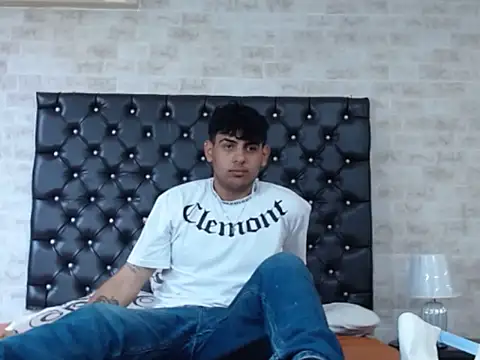 Snapshot of Zayn_Blaze chatting on July 2026 01:59:01 PM Zayn Blaze online show from July 2026 01:59:01 PM