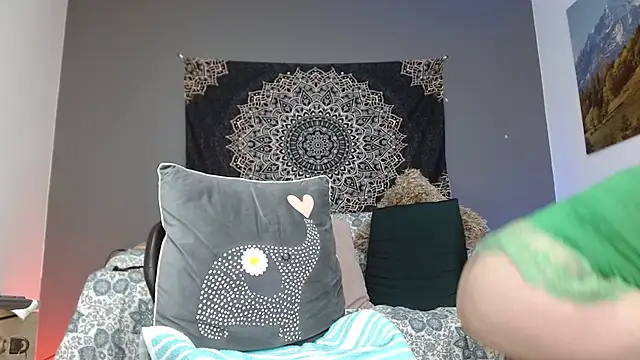 katiasupreme1 online show from November 2025 11:37:01 PM