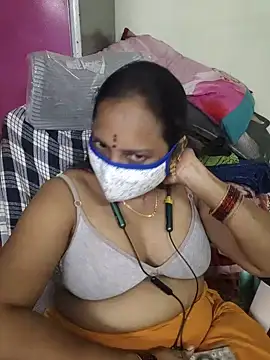 Snapshot of amudha143 chatting on July 2026 06:33:01 PM amudha143 online show from July 2026 06:33:01 PM