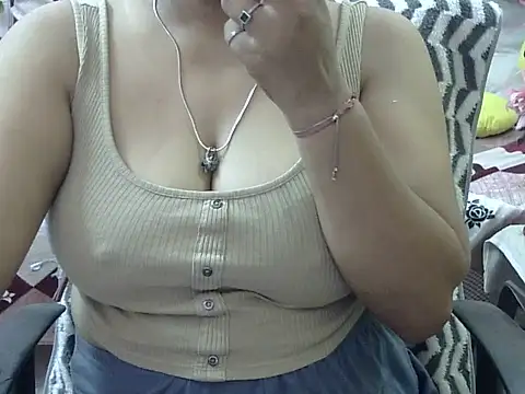 Snapshot of Hot_Soni26 chatting on July 2026 04:40:01 AM Hot Soni26 online show from July 2026 04:40:01 AM