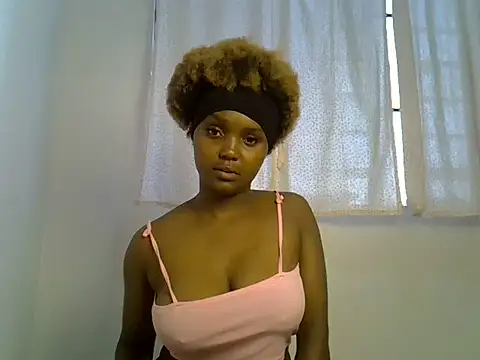Snapshot of Chelsey_18 chatting on July 2026 02:20:01 PM Chelsey 18 online show from July 2026 02:20:01 PM