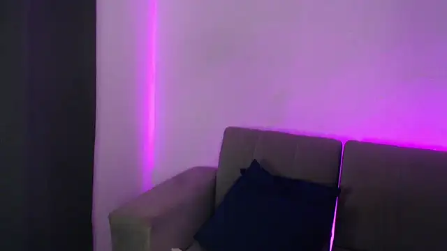 lispetite online show from January 2025 08:41:02 AM