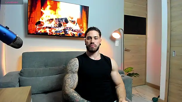 Snapshot of giorgio_leone_1 chatting on July 2026 11:32:01 PM giorgio leone 1 online show from July 2026 11:32:01 PM