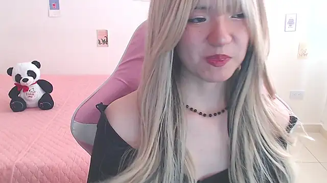SweetSkyy 1 online show from July 2026 05:07:02 PM