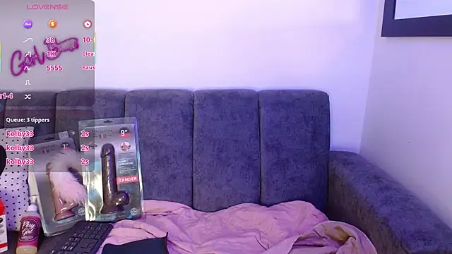 Snapshot of little_elliee_1 chatting on July 2026 08:44:02 PM little elliee 1 online show from July 2026 08:44:02 PM