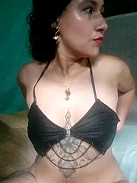 Snapshot of MERLINA_ROYALE chatting on July 2026 10:15:01 PM MERLINA ROYALE online show from July 2026 10:15:01 PM