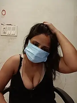 Snapshot of Desi_Friends chatting on July 2026 06:49:02 AM Desi Friends online show from July 2026 06:49:02 AM