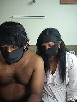 Snapshot of Fantacycouples chatting on July 2026 08:00:01 PM Fantacycouples online show from July 2026 08:00:01 PM