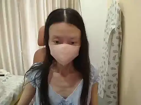 Lil-Cherry online show from July 2026 04:40:01 AM