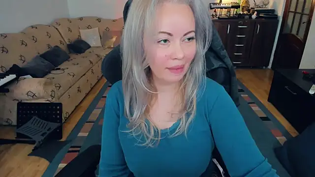 WhitneyLynn online show from January 2025 04:29:01 AM