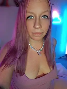 Snapshot of XxMs_StarzxX chatting on July 2026 12:52:02 AM XxMs StarzxX online show from July 2026 12:52:02 AM