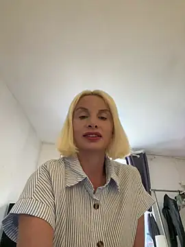 Snapshot of yourfavmarina chatting on July 2026 03:05:01 PM yourfavmarina online show from July 2026 03:05:01 PM