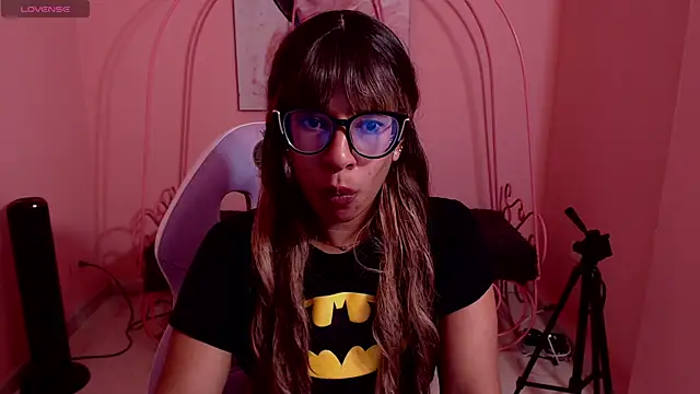 Snapshot of Ariavelvett_ chatting on July 2026 07:28:02 AM Ariavelvett online show from July 2026 07:28:02 AM