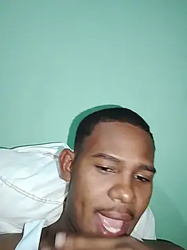 Snapshot of luis_LK chatting on July 2026 01:10:02 AM luis LK online show from July 2026 01:10:02 AM