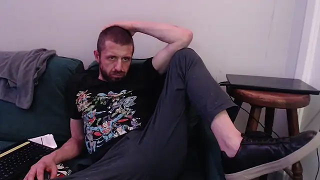 Snapshot of jackstrawstagger chatting on December 2024 11:22:01 PM jackstrawstagger online show from December 2024 11:22:01 PM