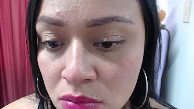 Snapshot of gabriela_grace chatting on February 2025 09:14:01 PM gabriela grace online show from February 2025 09:14:01 PM